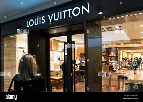 louis vuitton store in venice italy|louis vuitton in venezia.